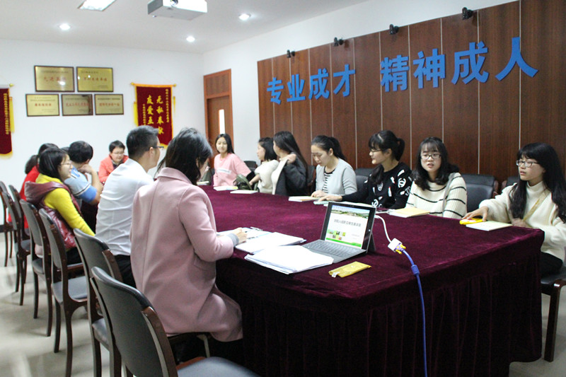 【图文】我院举办首批交换生新学期座谈会